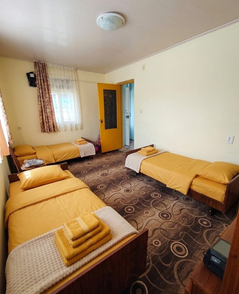 VL Guest House family room — spacious accommodation for families in Armenia